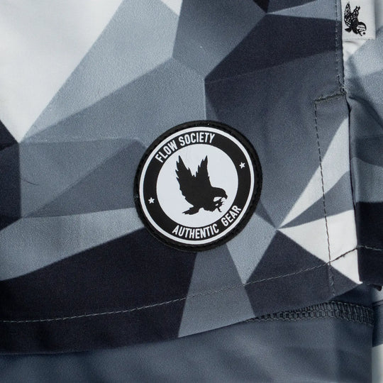 Mens White Diamond Geo 2-1 Compression 7" Short